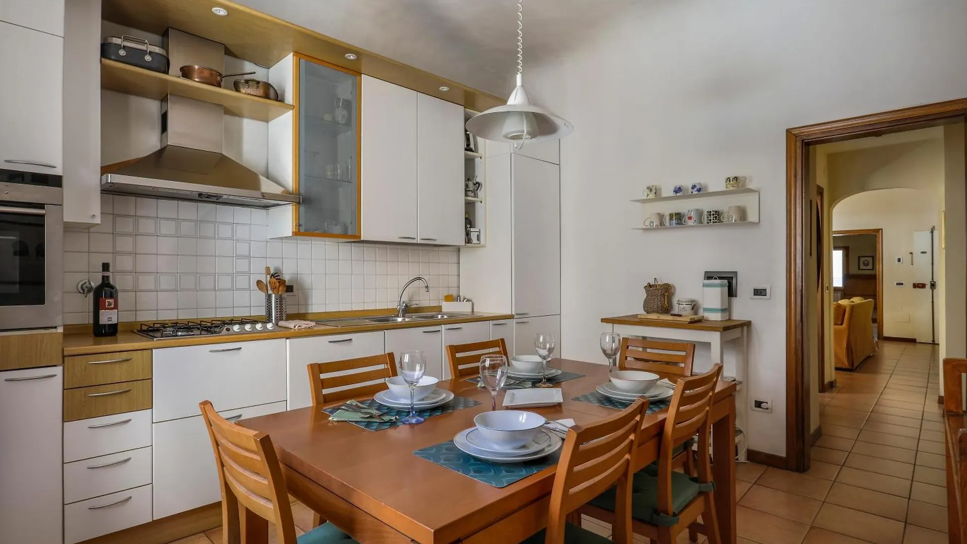 Charming Apartment In Oltrarno Florence Italy
