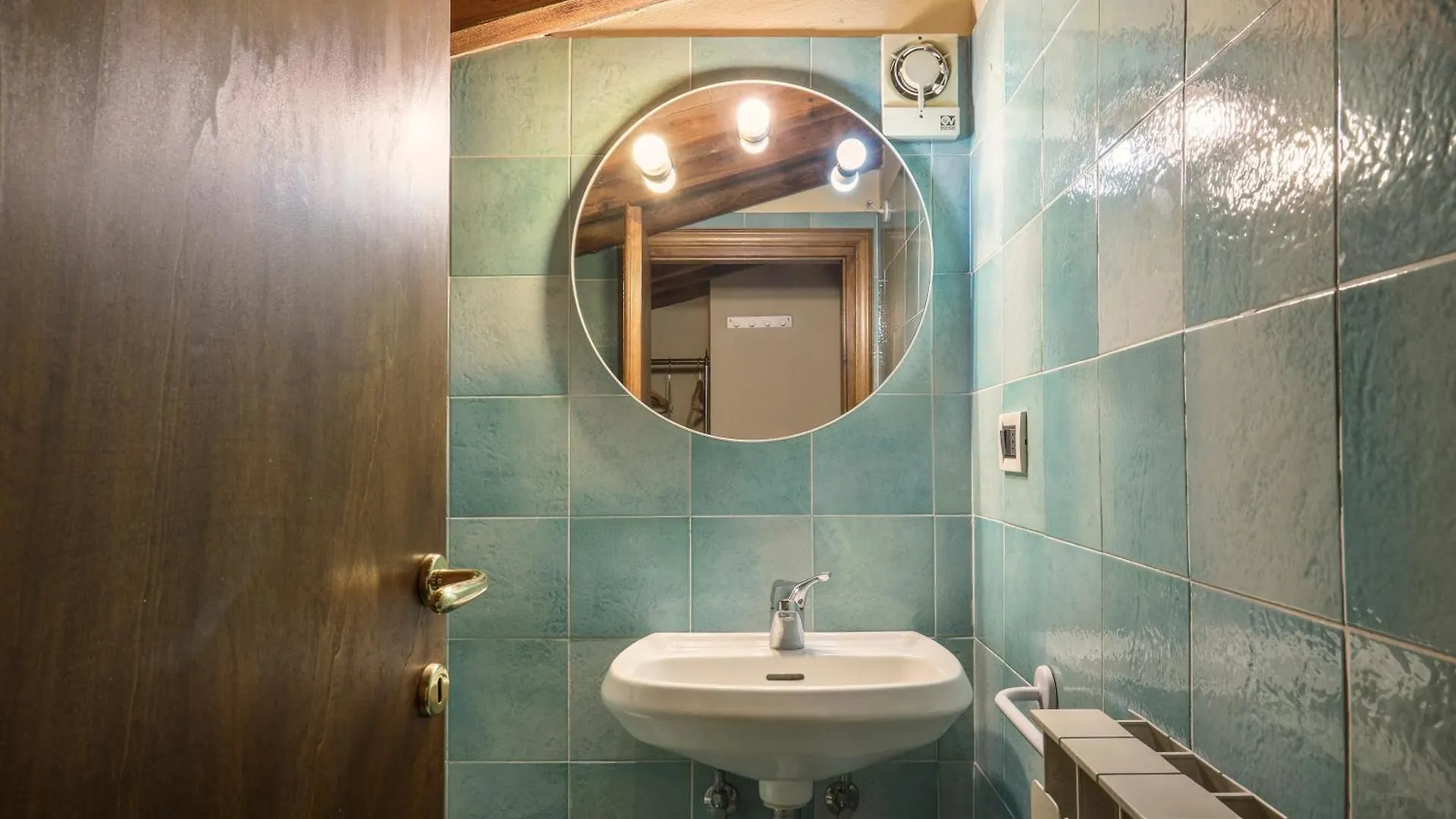 Charming Apartment In Oltrarno Florence